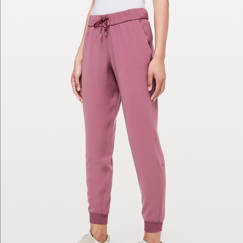 Lululemon joggers